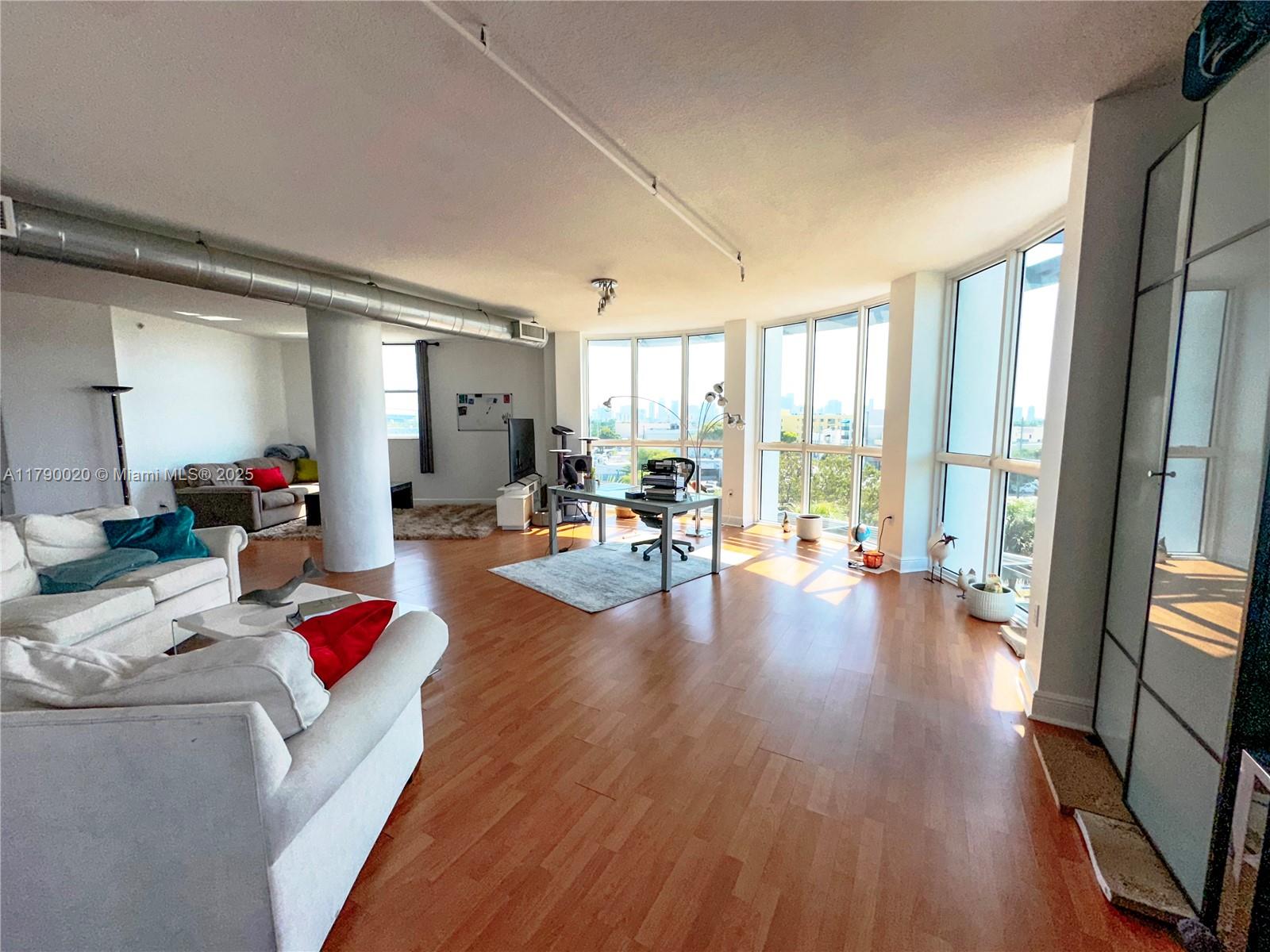 1 Glen Royal Pkwy # 401