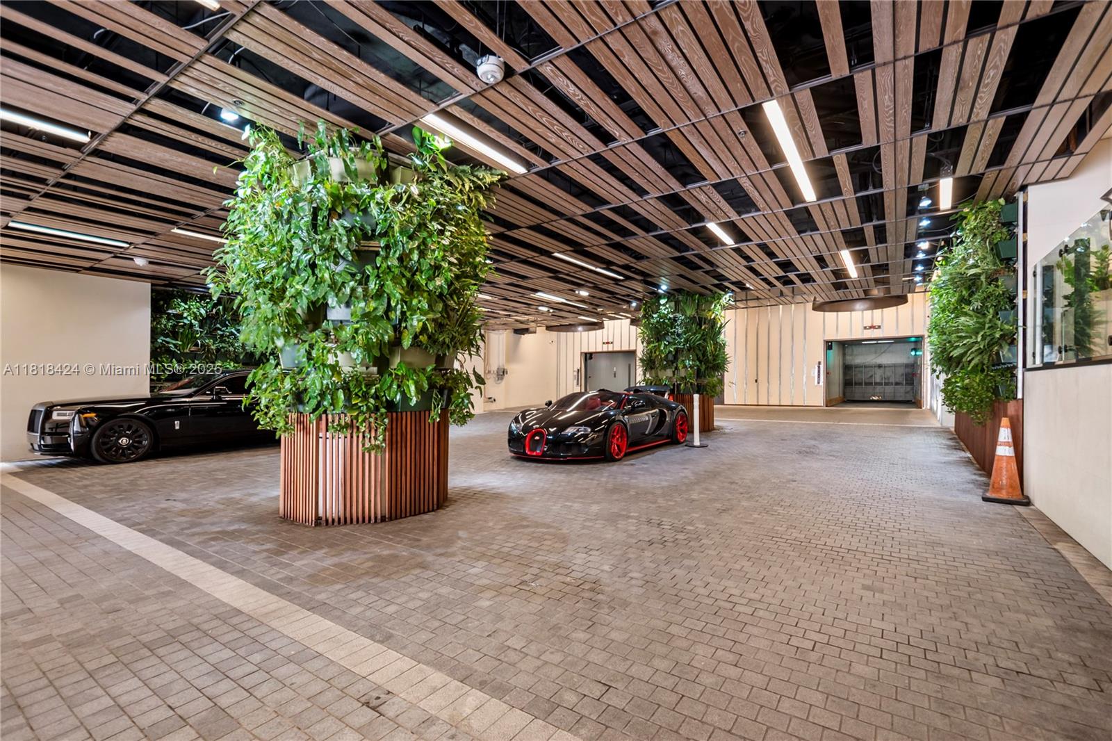 1451 Brickell Ave # 1602