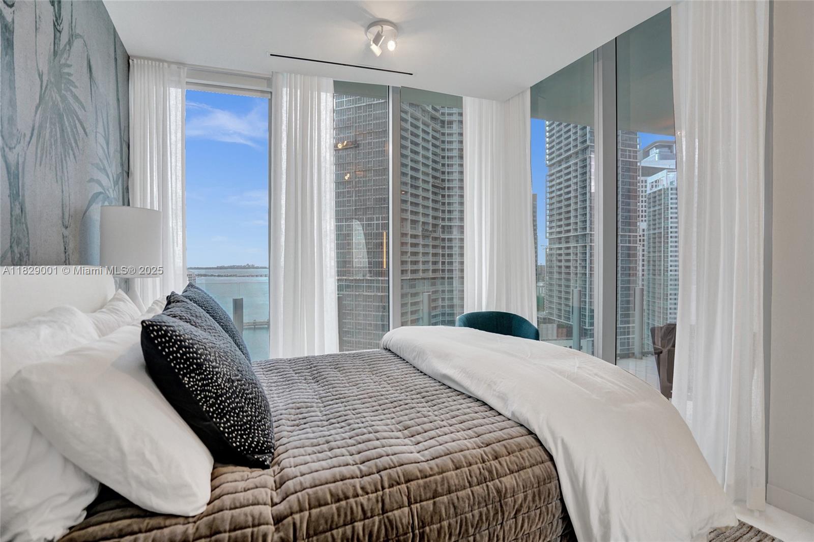 300 Biscayne Blvd Way # 2305W