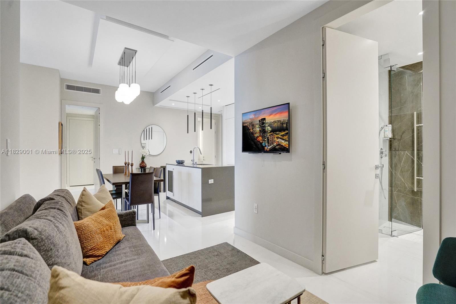 300 Biscayne Blvd Way # 2305W