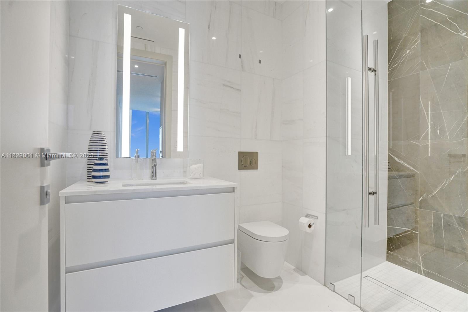 300 Biscayne Blvd Way # 2305W