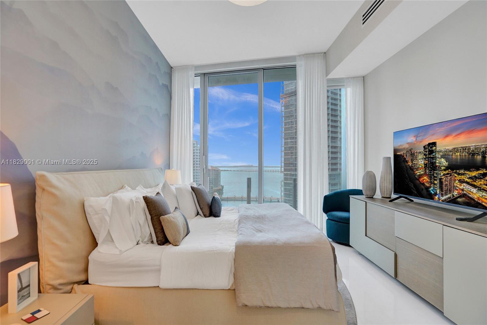 300 Biscayne Blvd Way # 2305W