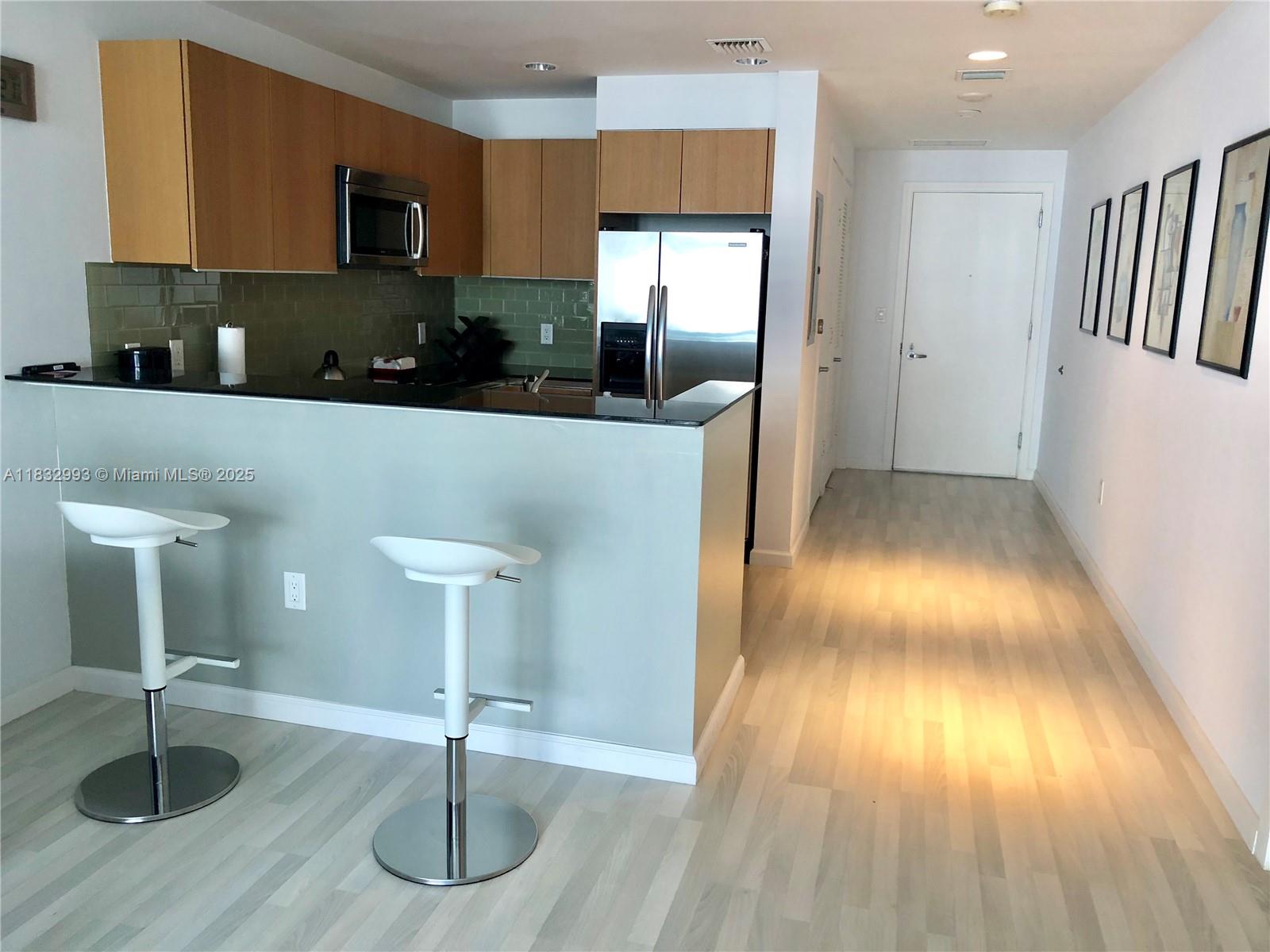 1060 Brickell Ave # 3315