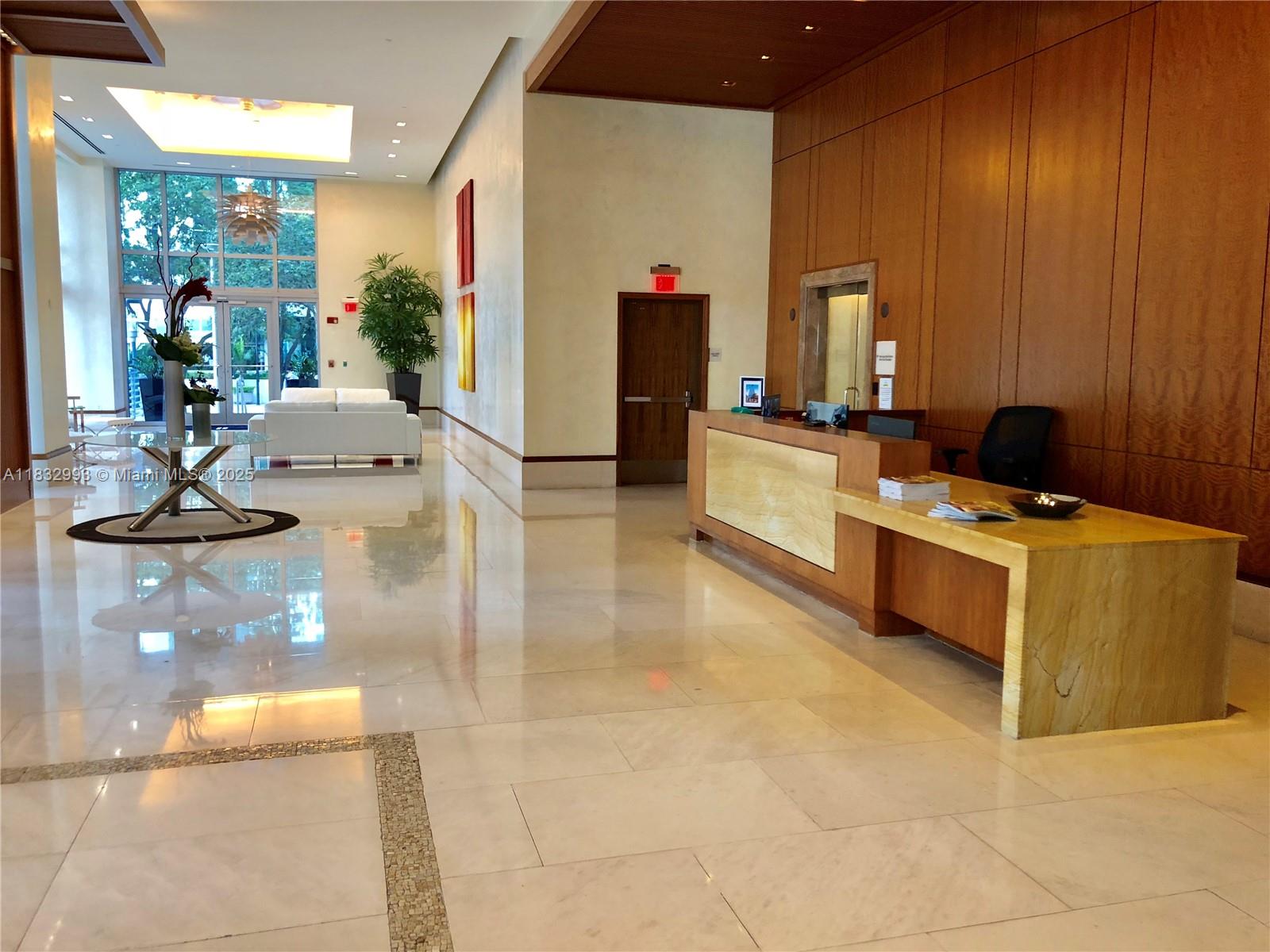 1060 Brickell Ave # 3315