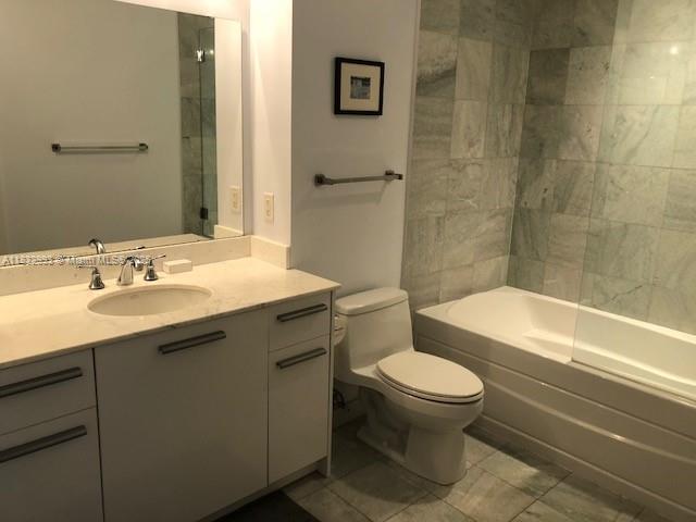 1060 Brickell Ave # 3315