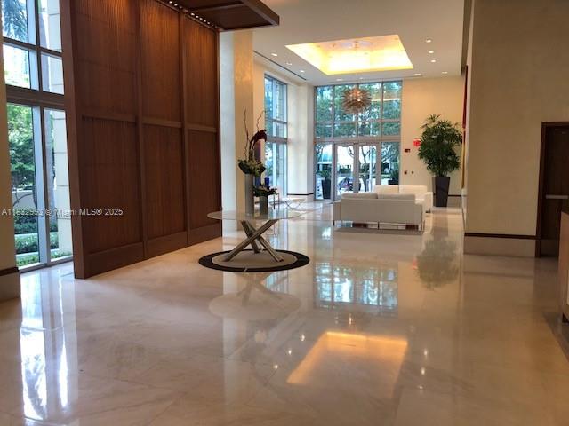 1060 Brickell Ave # 3315