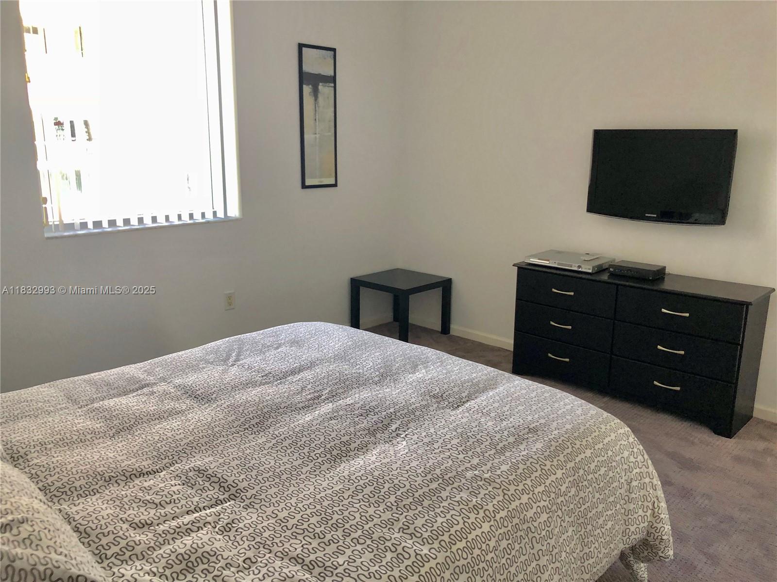 1060 Brickell Ave # 3315