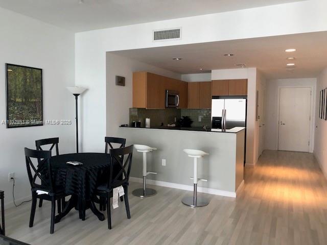 1060 Brickell Ave # 3315