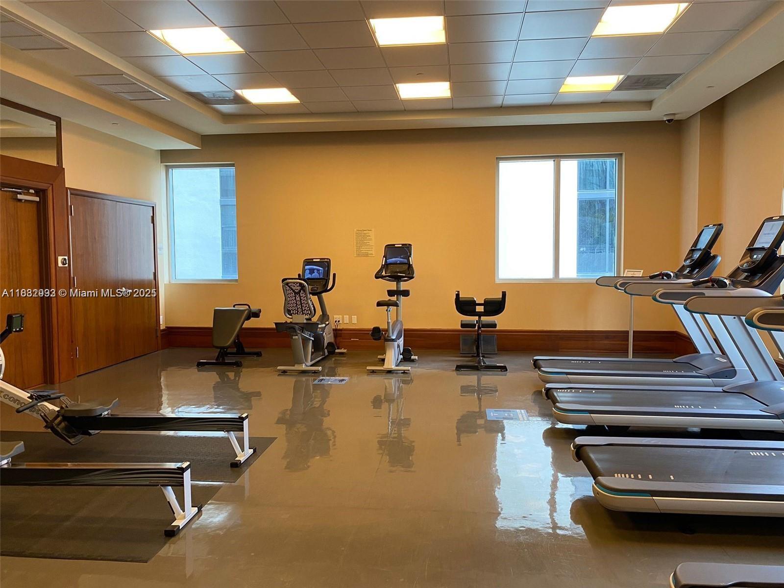 1060 Brickell Ave # 3315