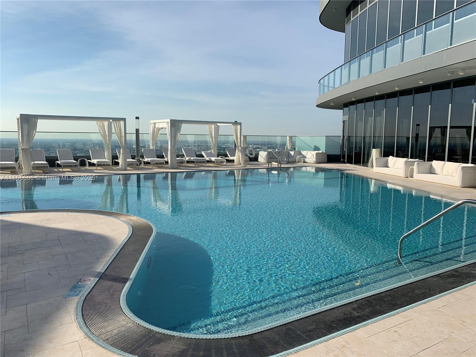 1000 Brickell Plz # 1805