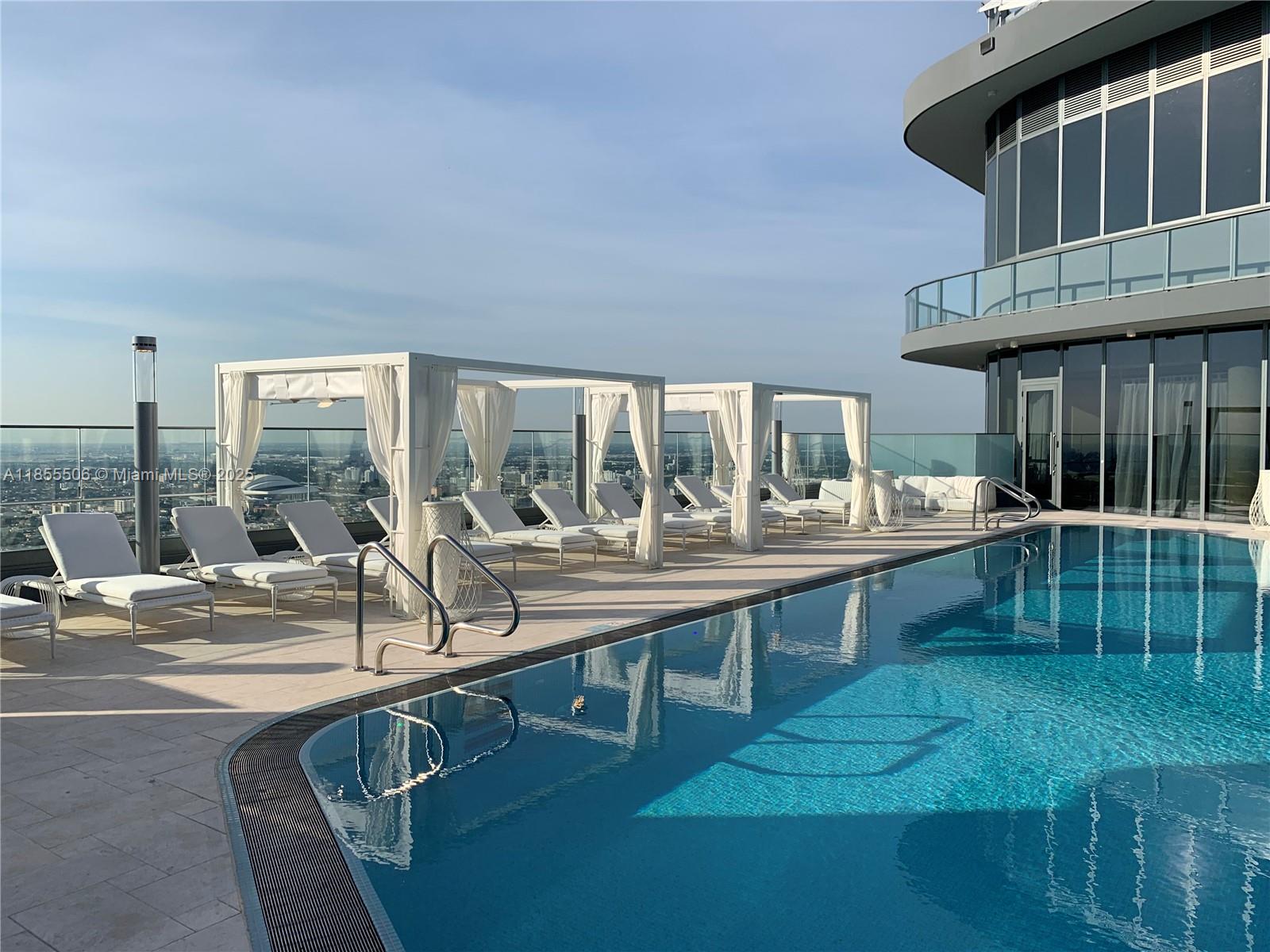 1000 Brickell Plz # 1805