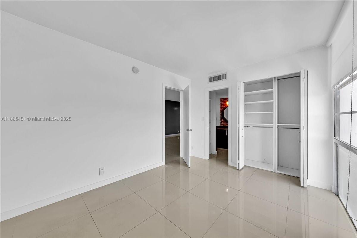 3101 N Country Club Dr # 512