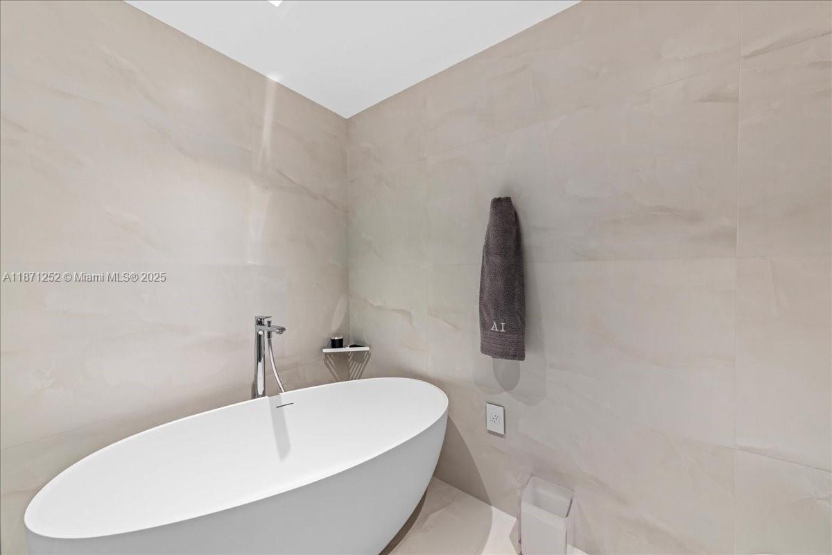 1331 Brickell Bay Dr # 1406