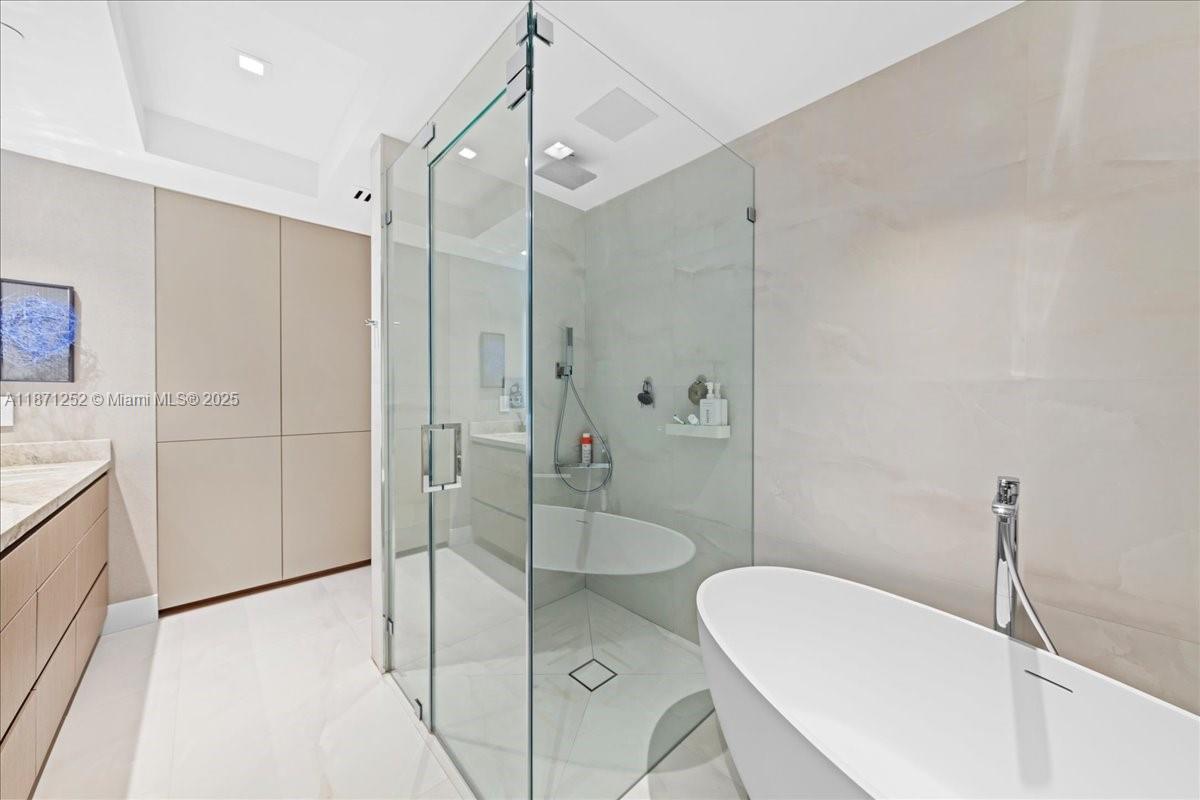 1331 Brickell Bay Dr # 1406