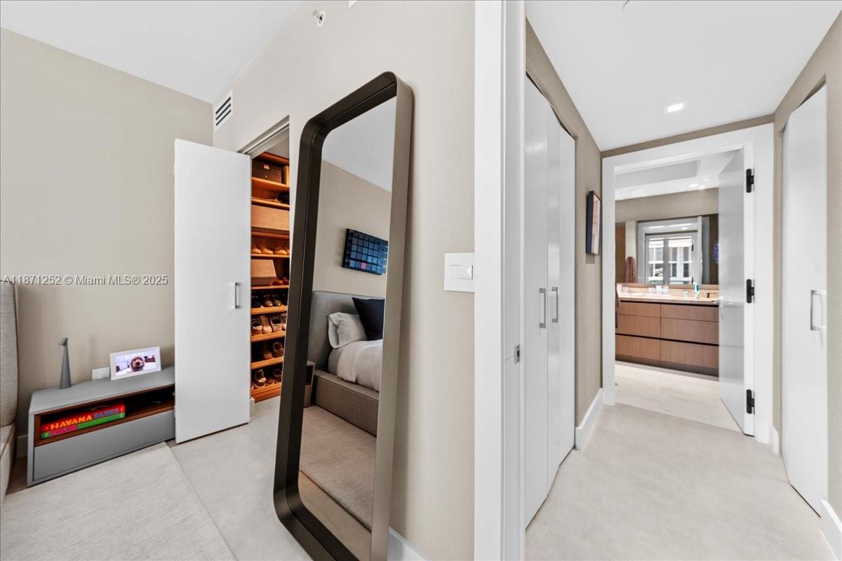 1331 Brickell Bay Dr # 1406