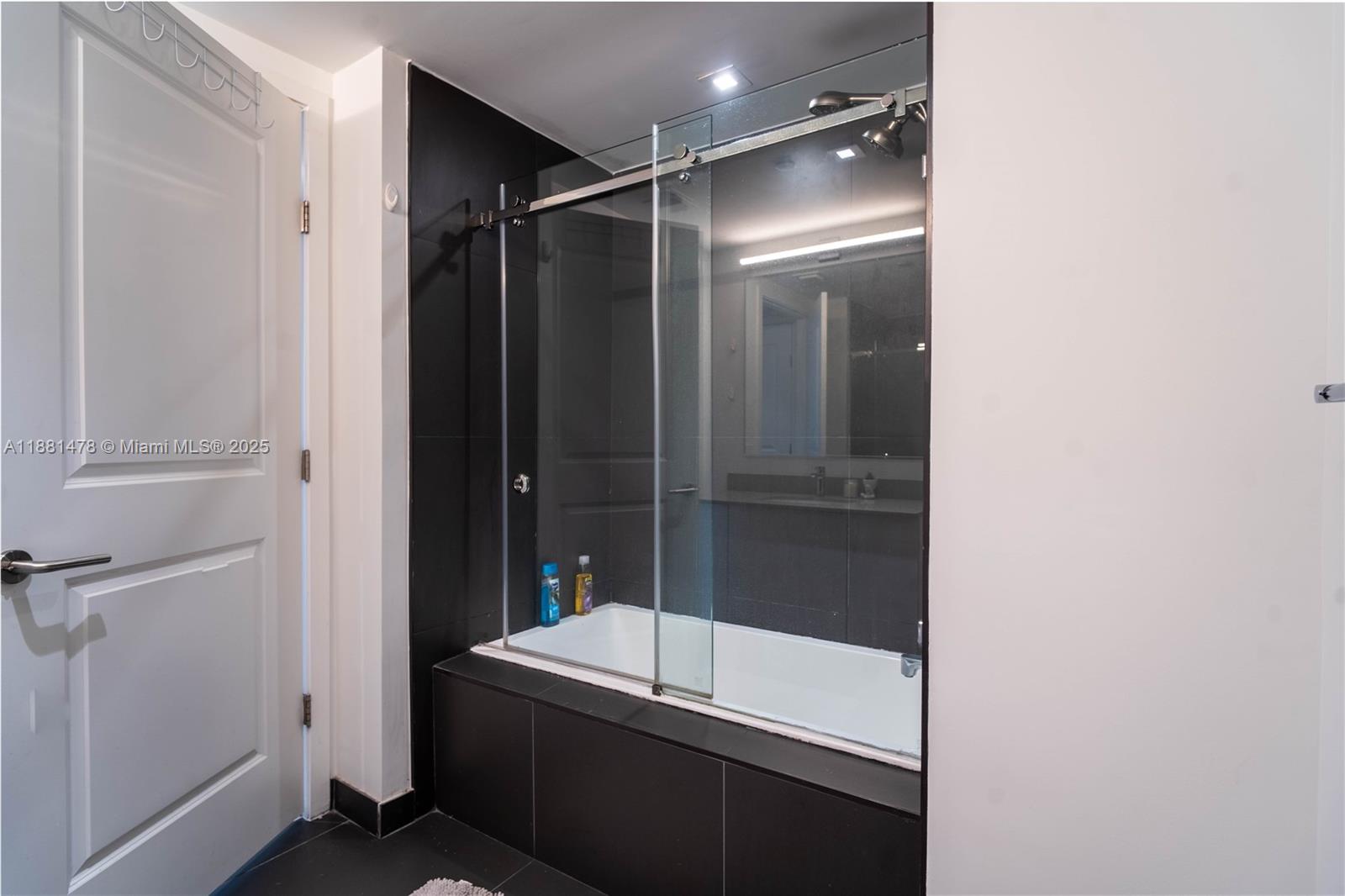 1600 NE 1st Ave # 1412