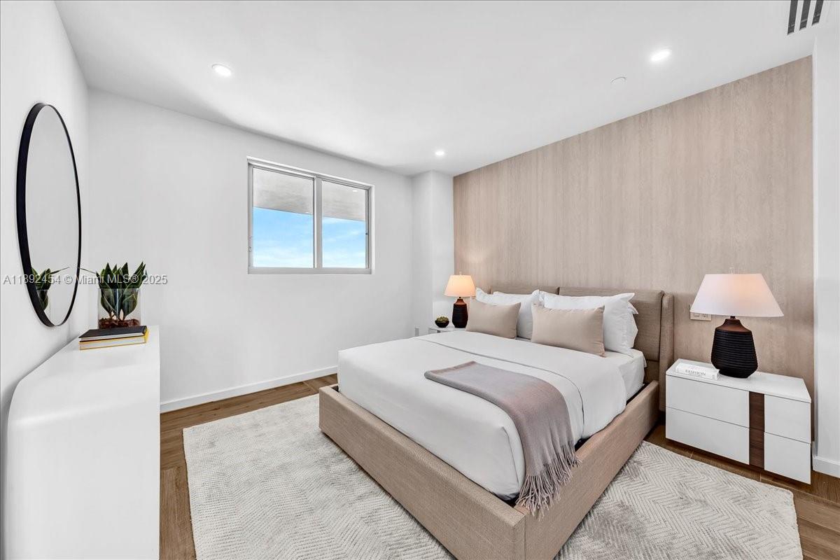 888 Biscayne Blvd # 5704