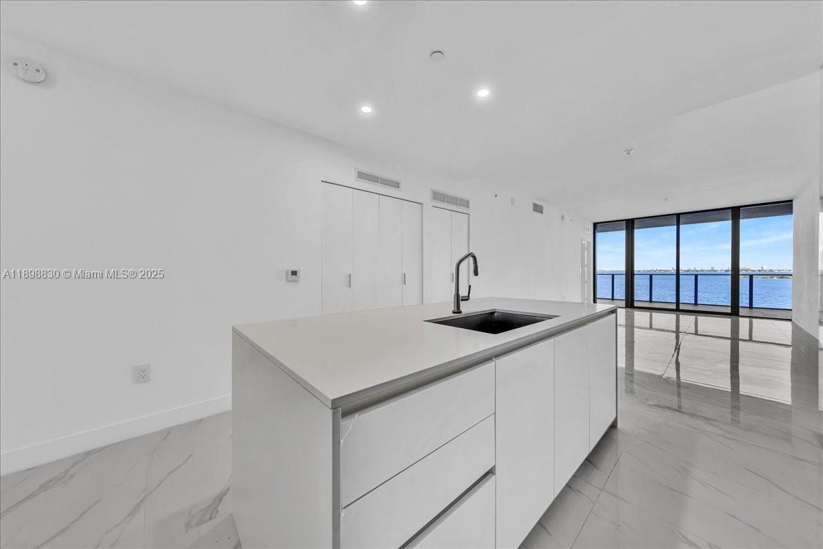 700 NE 24th St # 306, Miami Unit: 306