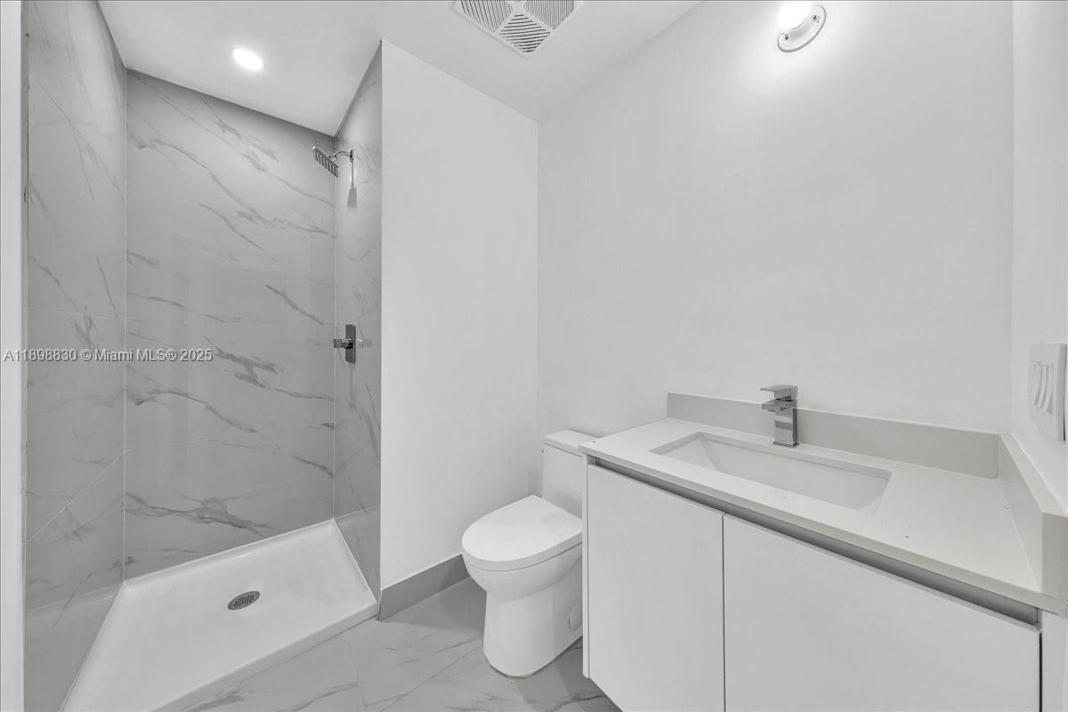 700 NE 24th St # 306, Miami Unit: 306