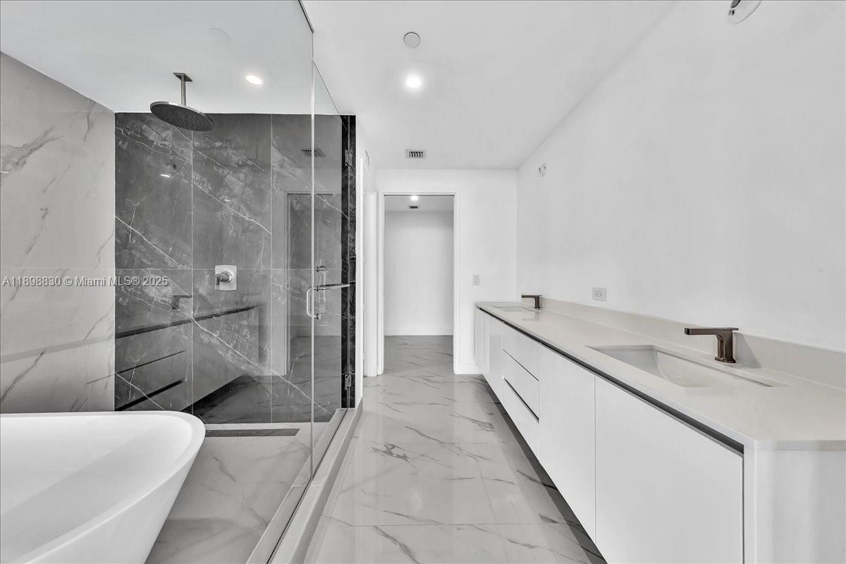 700 NE 24th St # 306, Miami Unit: 306