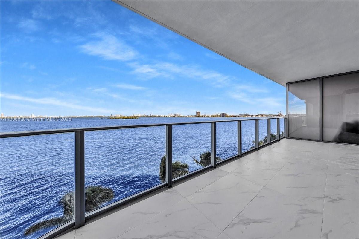 700 NE 24th St # 306, Miami Unit: 306