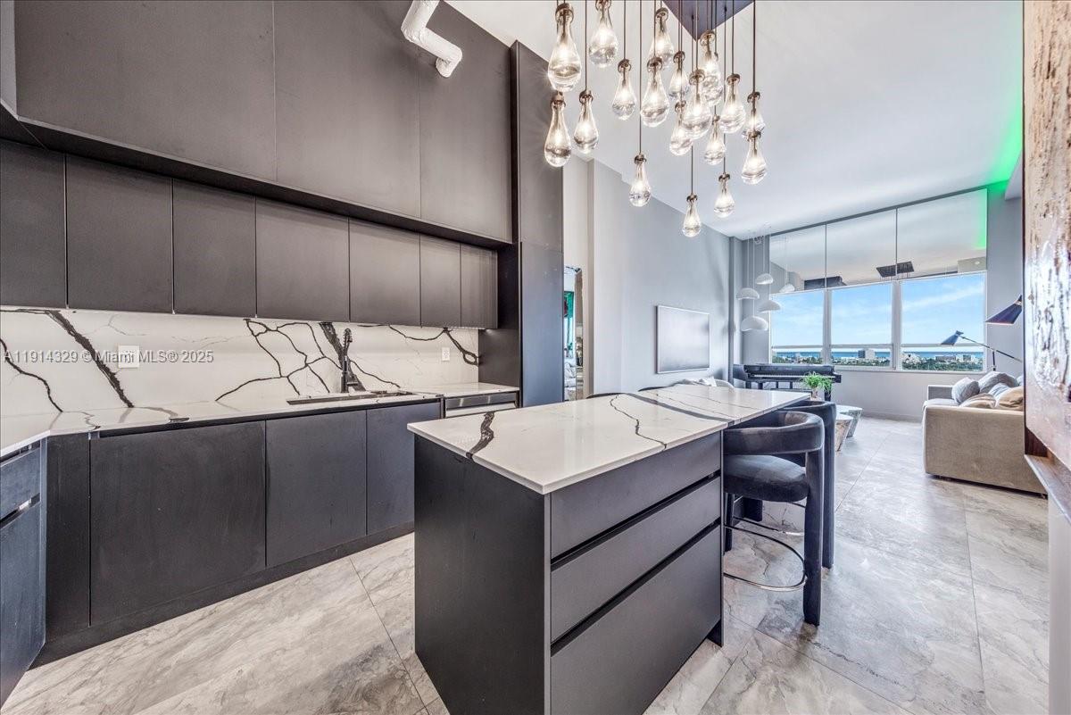 1500 Bay Rd # 1570 Unit: PH 1570