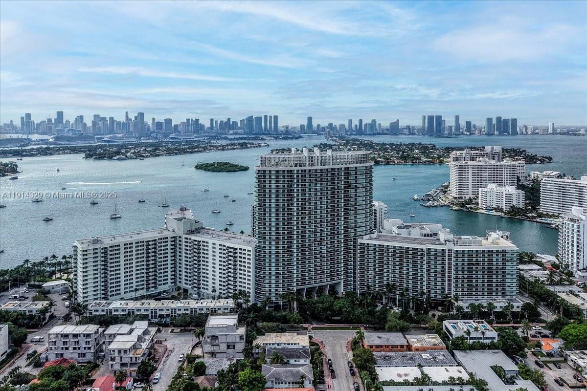 1500 Bay Rd # 1570 Unit: PH 1570