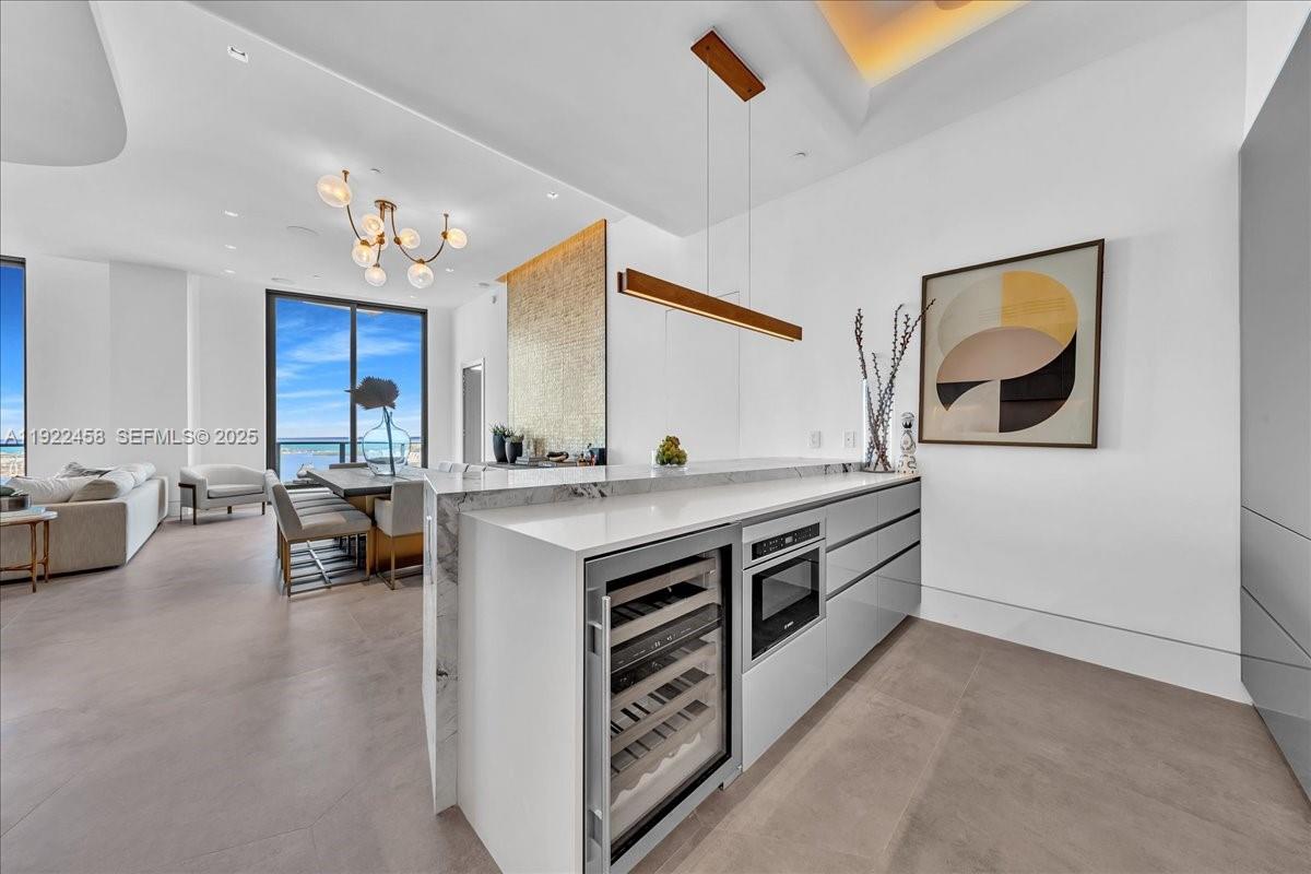 1300 S Miami Ave Unit: UPH2