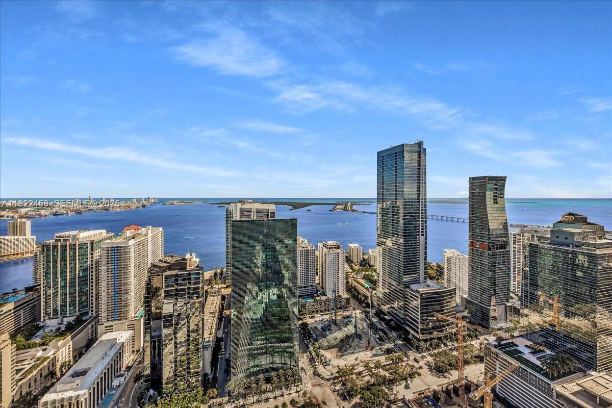 1300 S Miami Ave Unit: UPH2