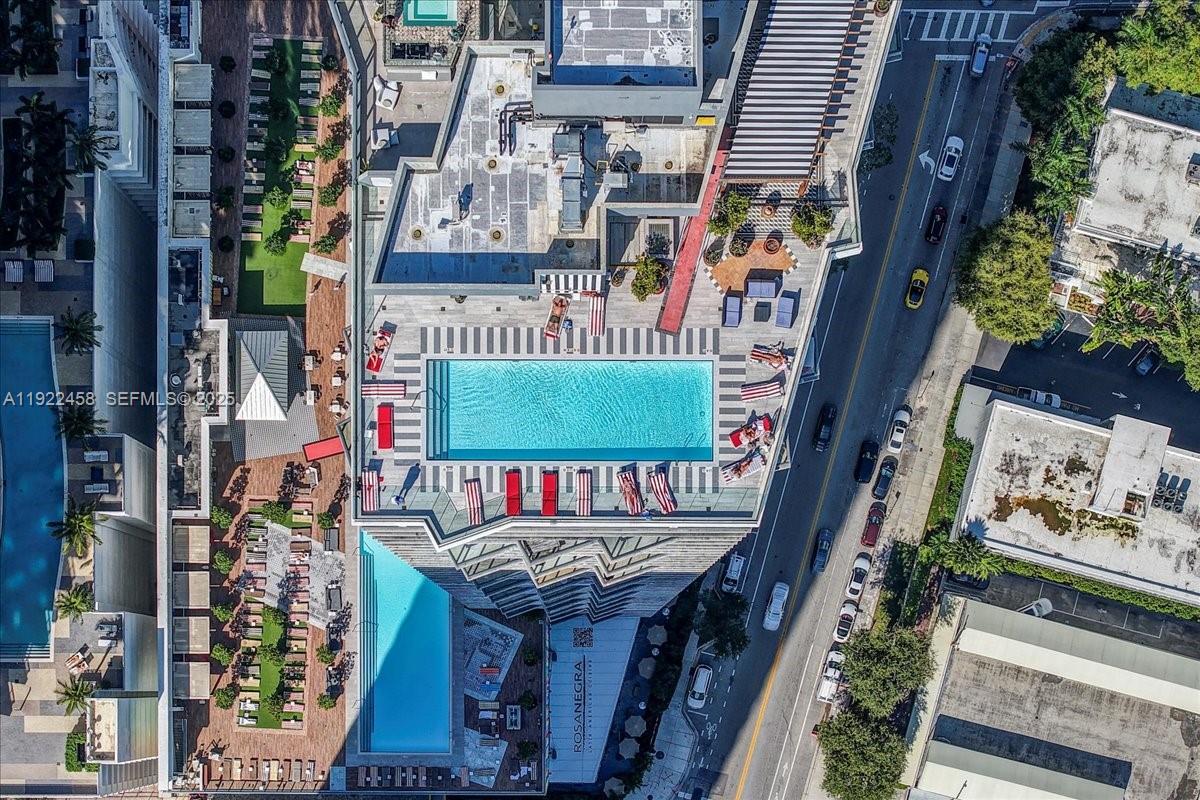 1300 S Miami Ave Unit: UPH2