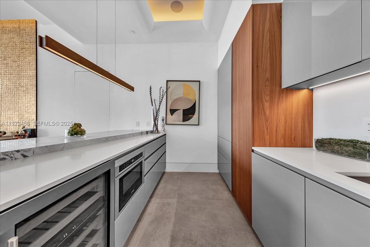 1300 S Miami Ave Unit: UPH2