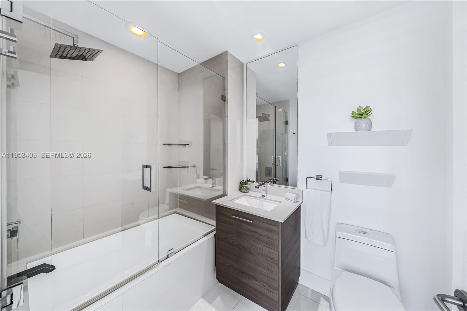 1300 S Miami Ave Unit: UPH4