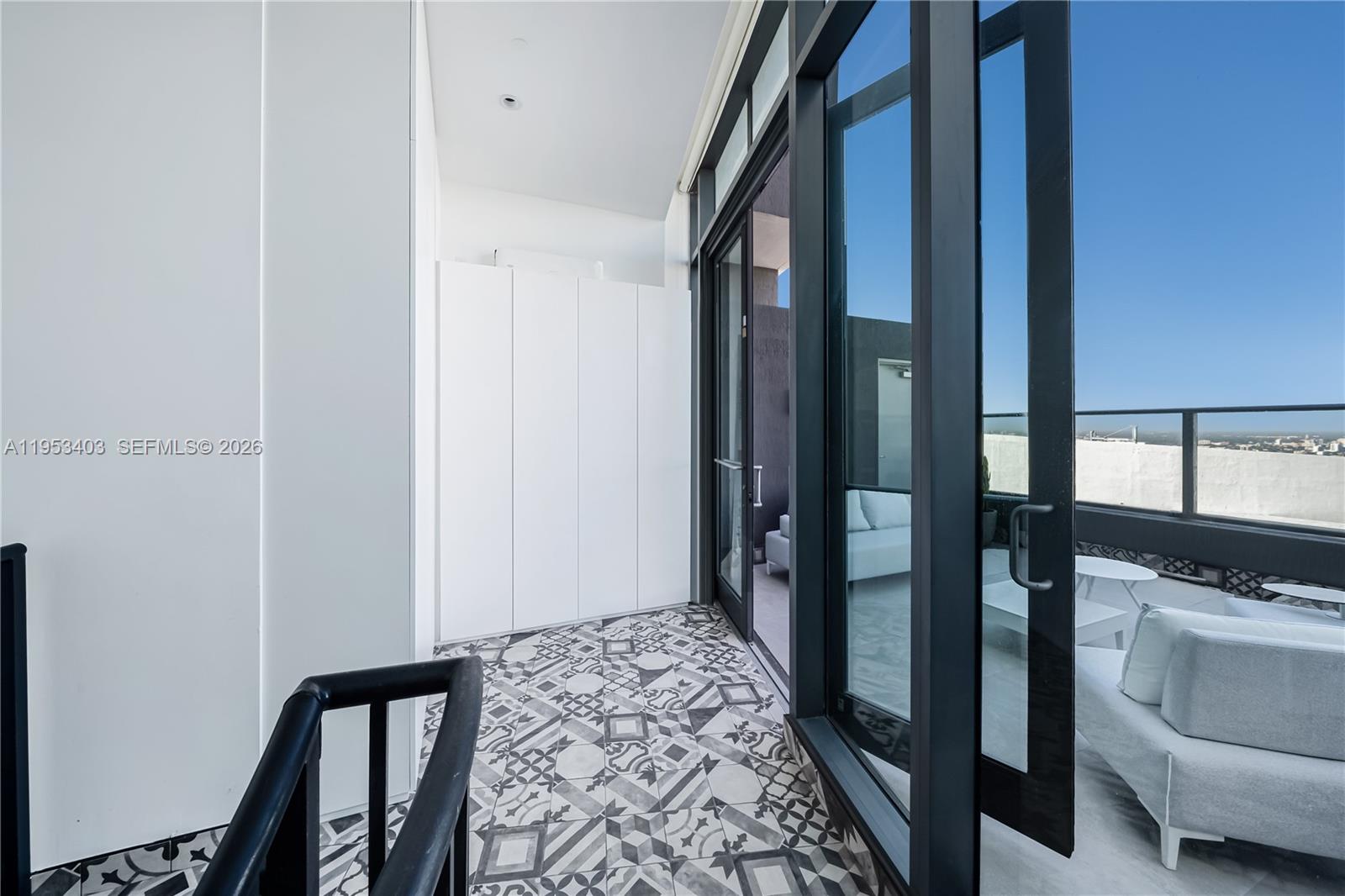 1300 S Miami Ave Unit: UPH4