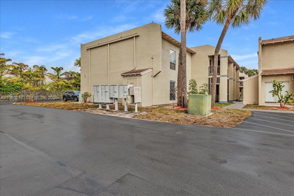 1500 N Congress Ave # C31