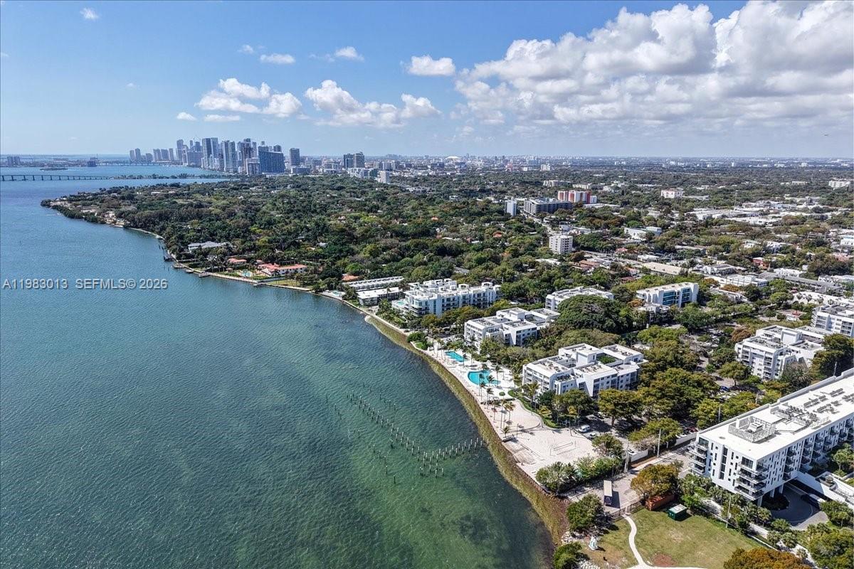 777 NE 62nd St # C211