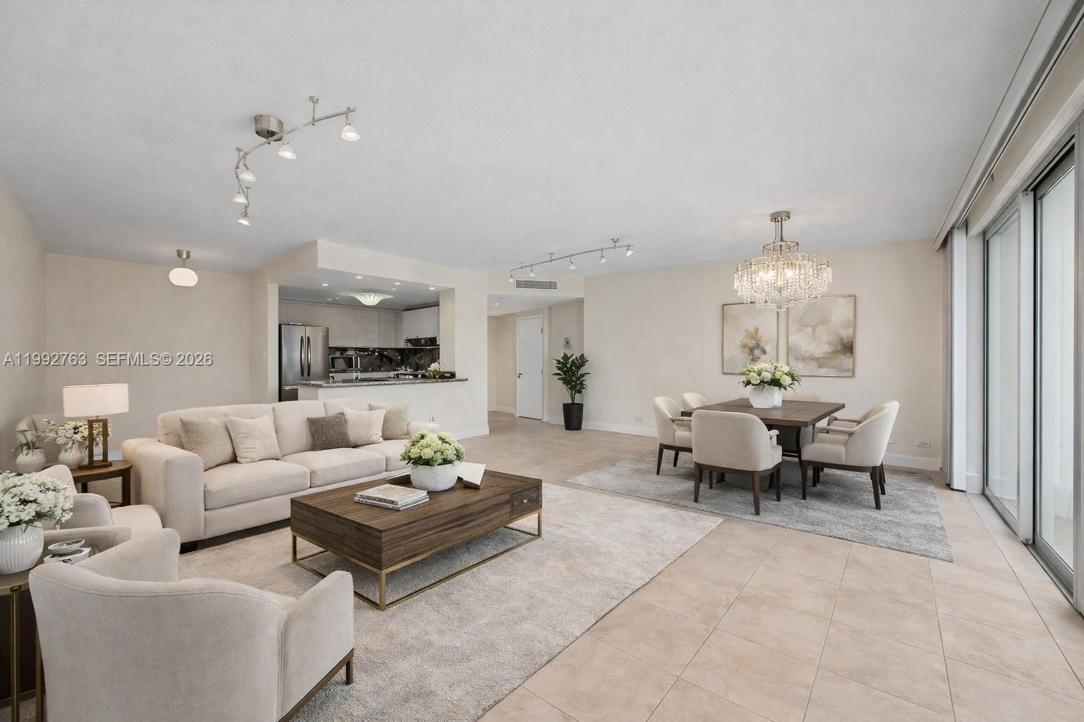 2451 Brickell Ave # 4F