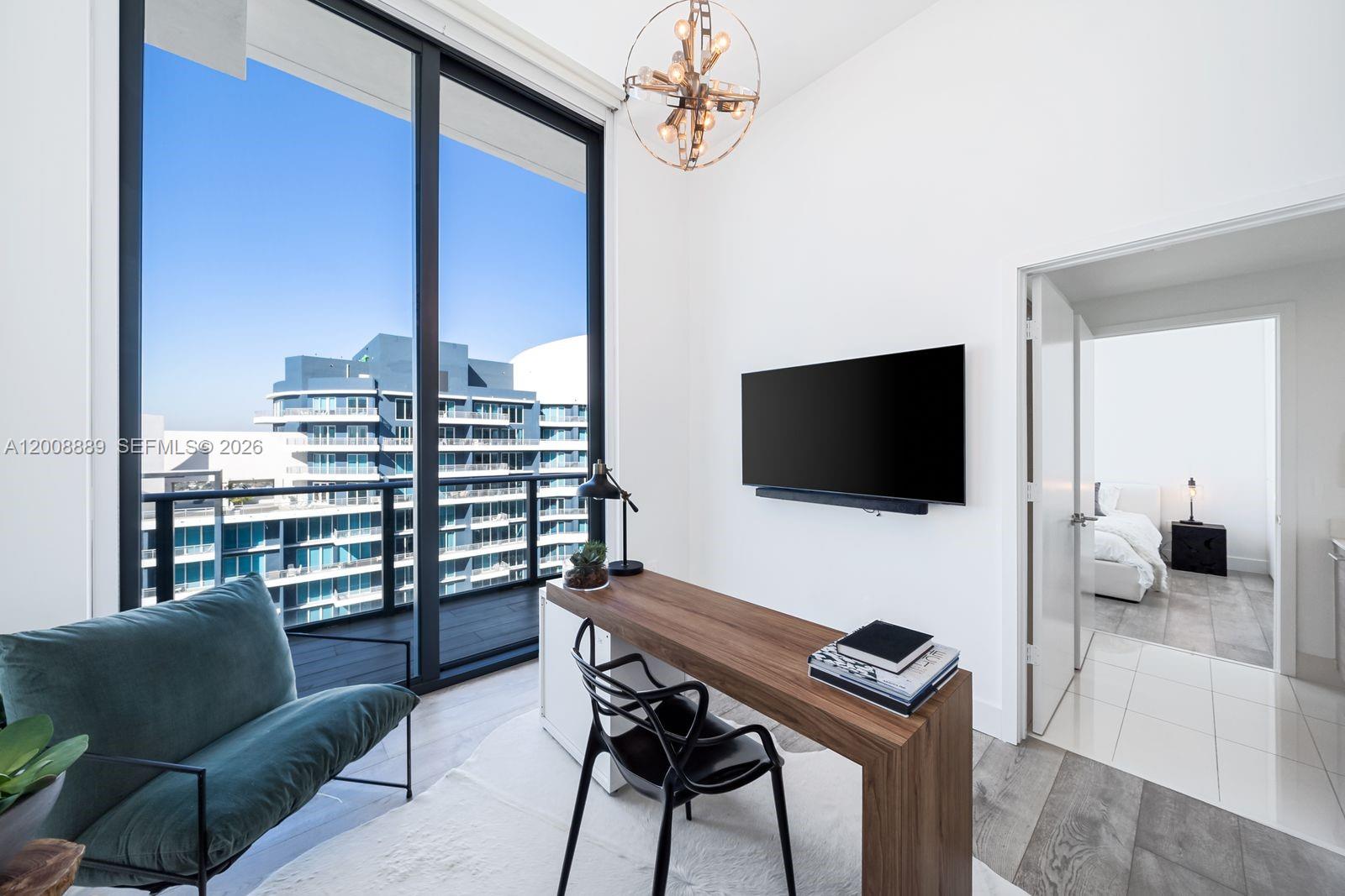 1300 S Miami Ave Unit: UPH4