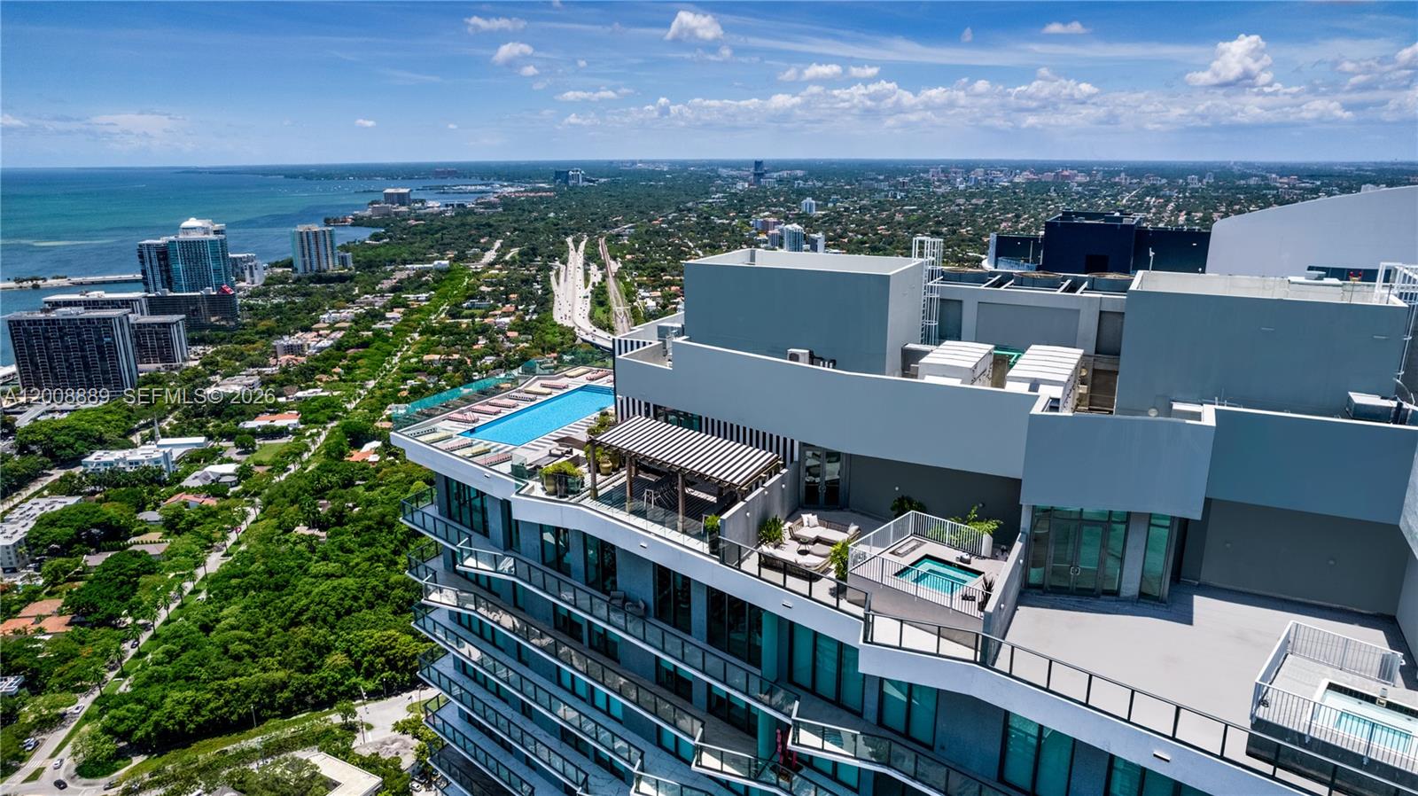 1300 S Miami Ave Unit: UPH4