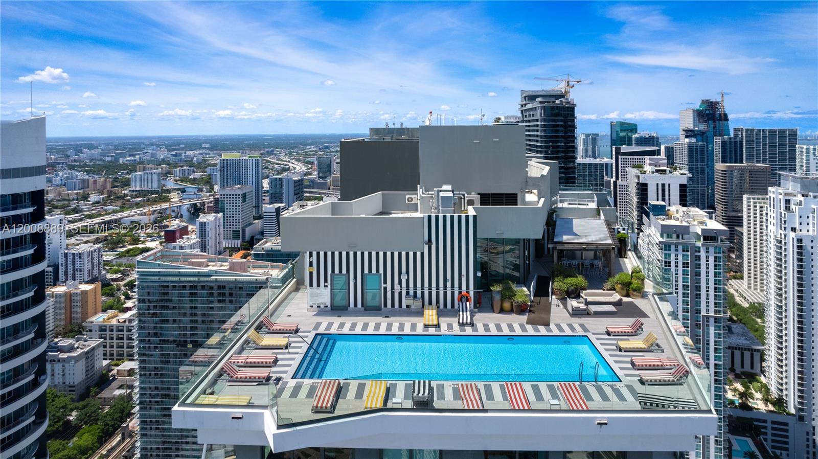 1300 S Miami Ave Unit: UPH4