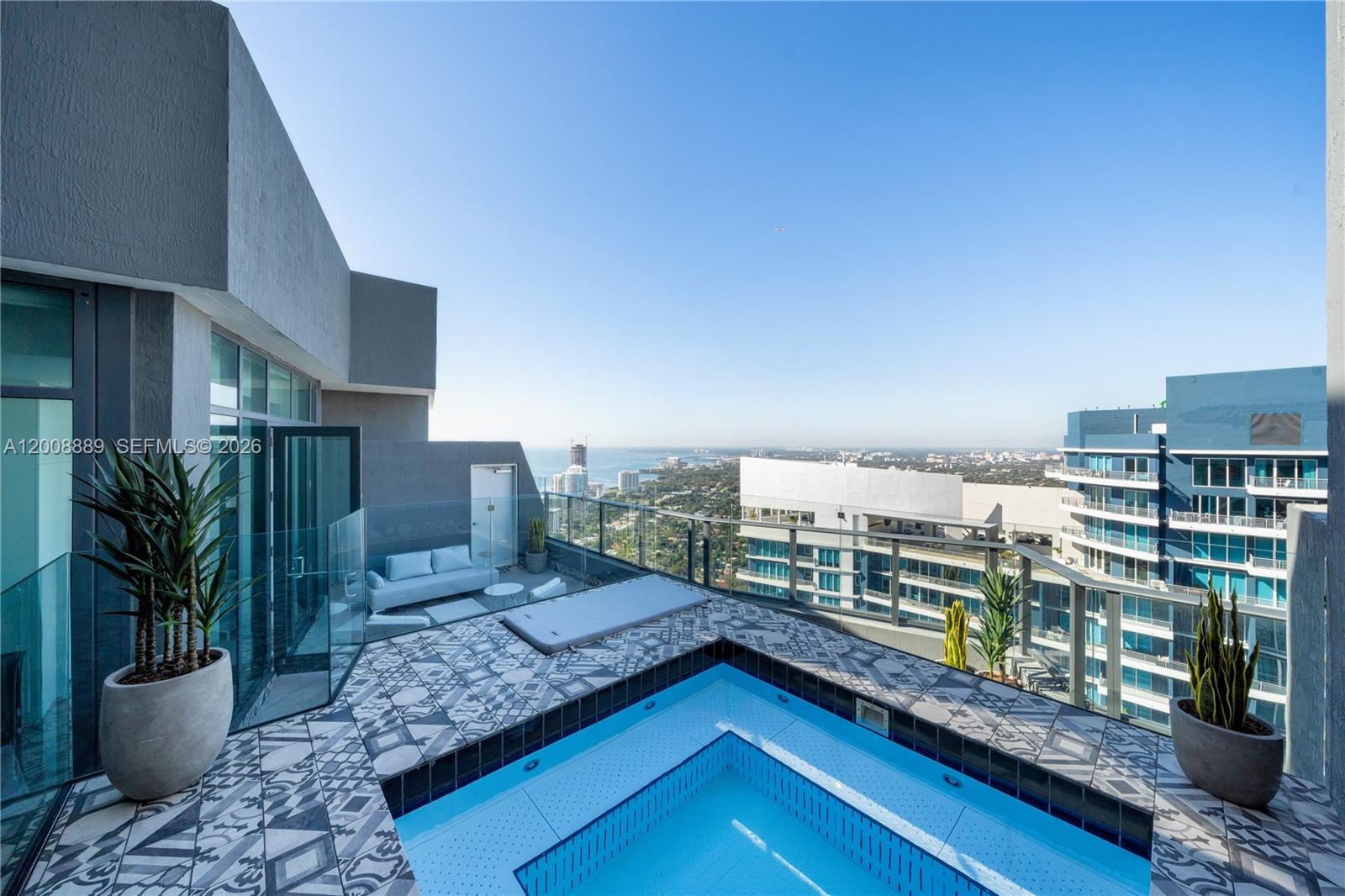 1300 S Miami Ave Unit: UPH4