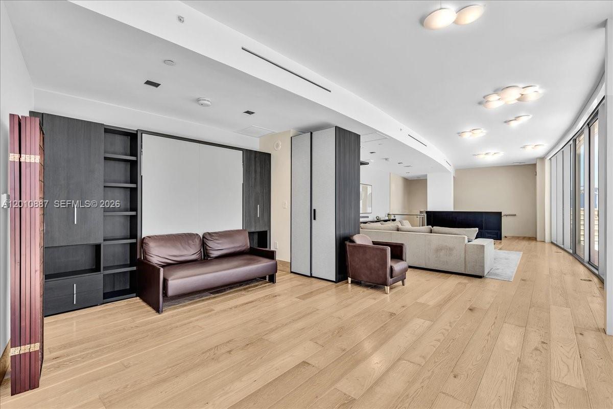 200 Biscayne Boulevard Way # 5401 Unit: PH 5401