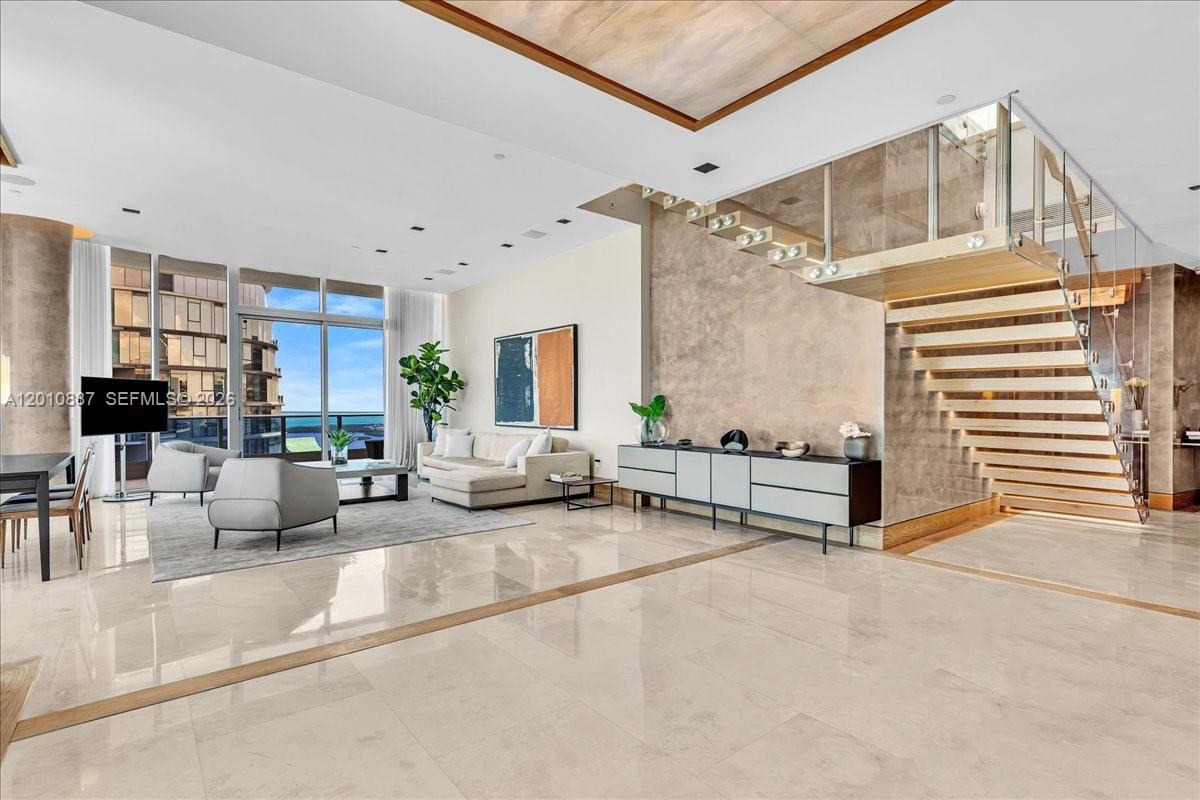 200 Biscayne Boulevard Way # 5401 Unit: PH 5401