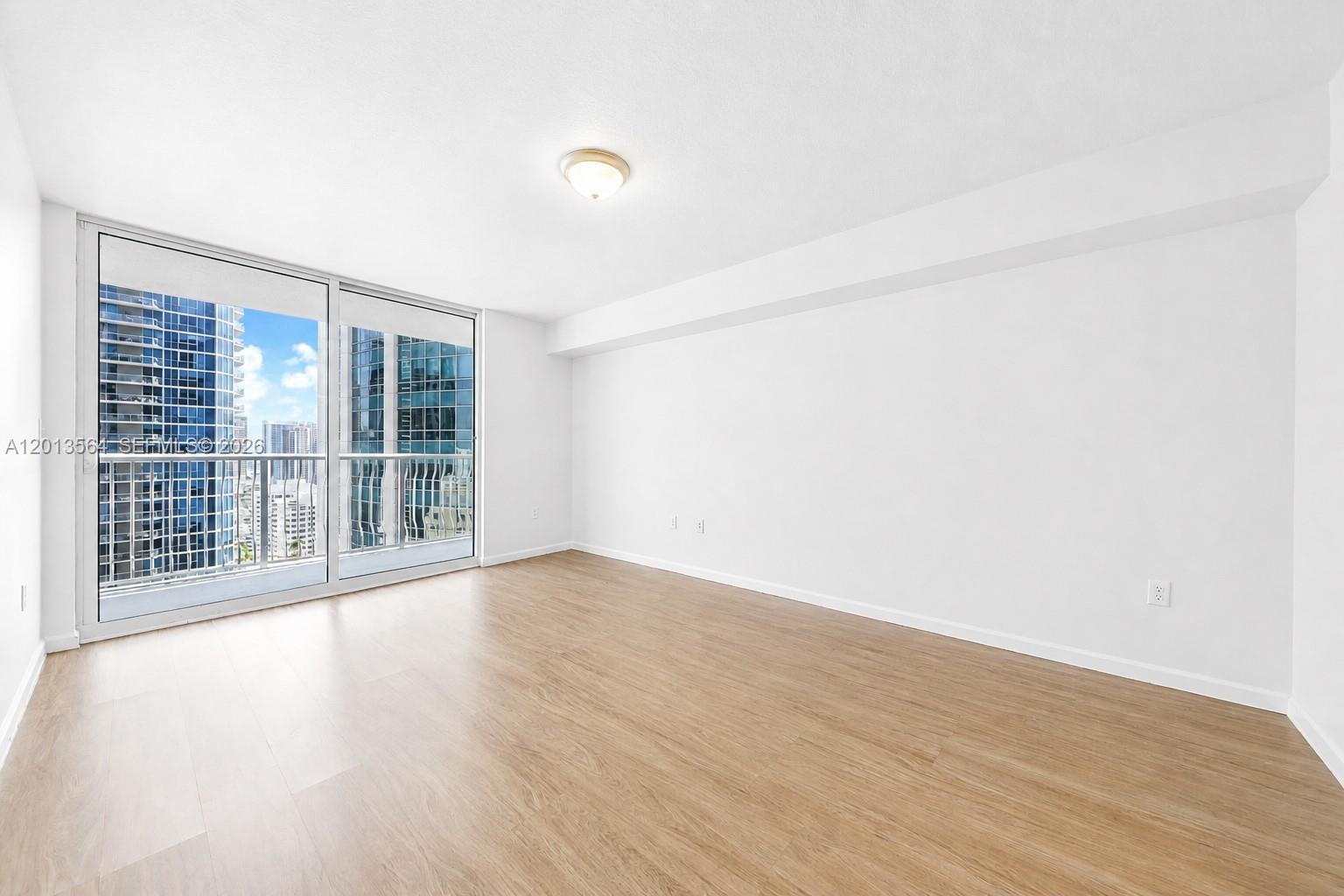 1200 Brickell Bay Dr # 3122