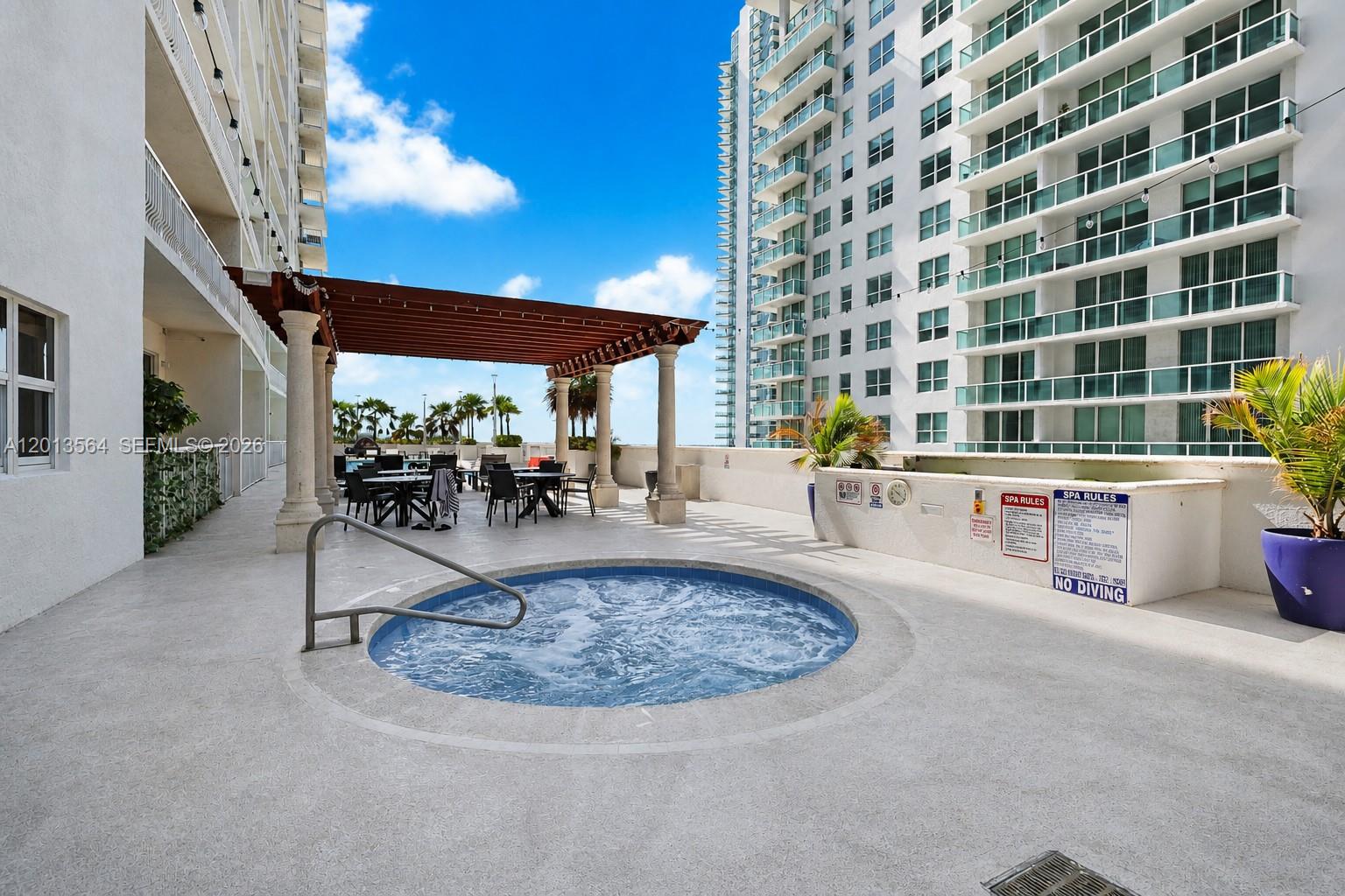 1200 Brickell Bay Dr # 3122