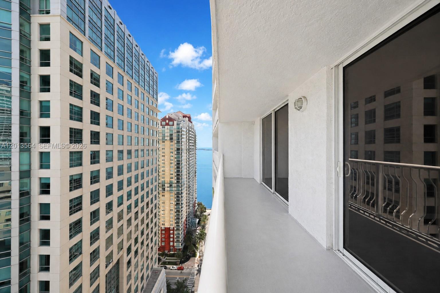 1200 Brickell Bay Dr # 3122