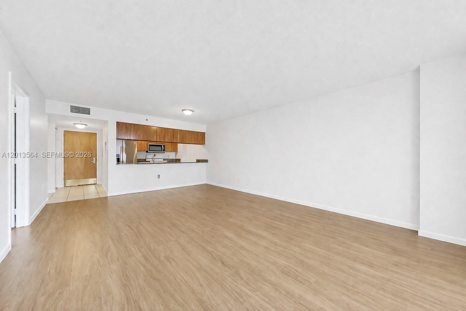 1200 Brickell Bay Dr # 3122