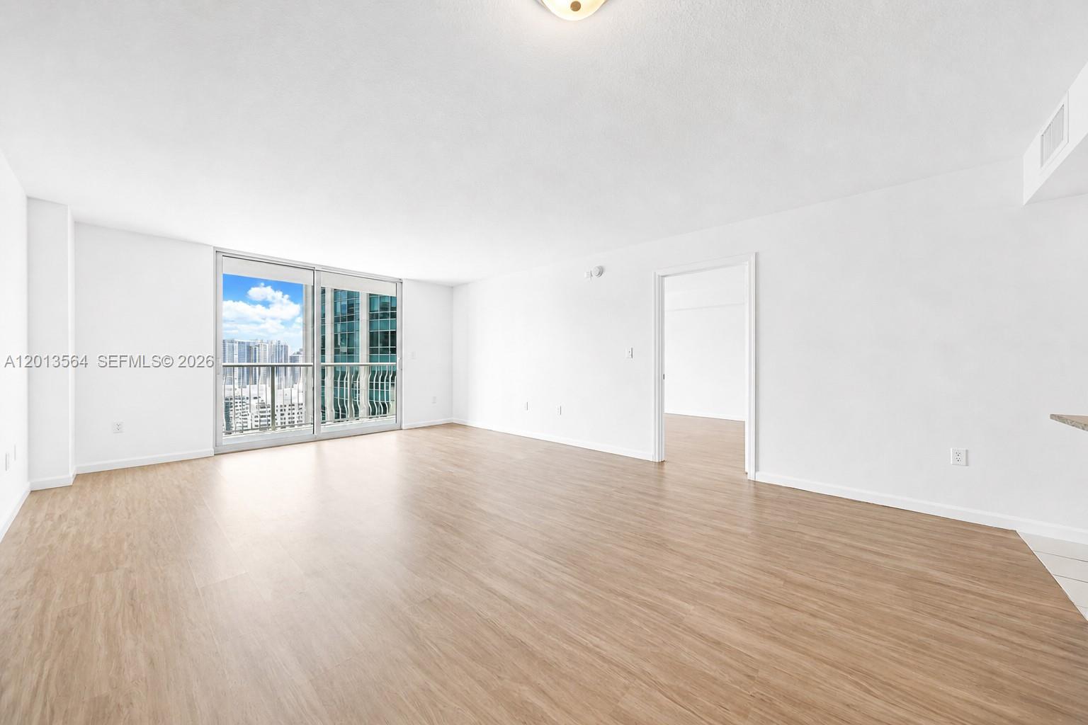1200 Brickell Bay Dr # 3122