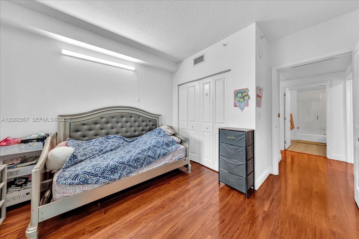 1250 S Miami Ave Unit: 2106