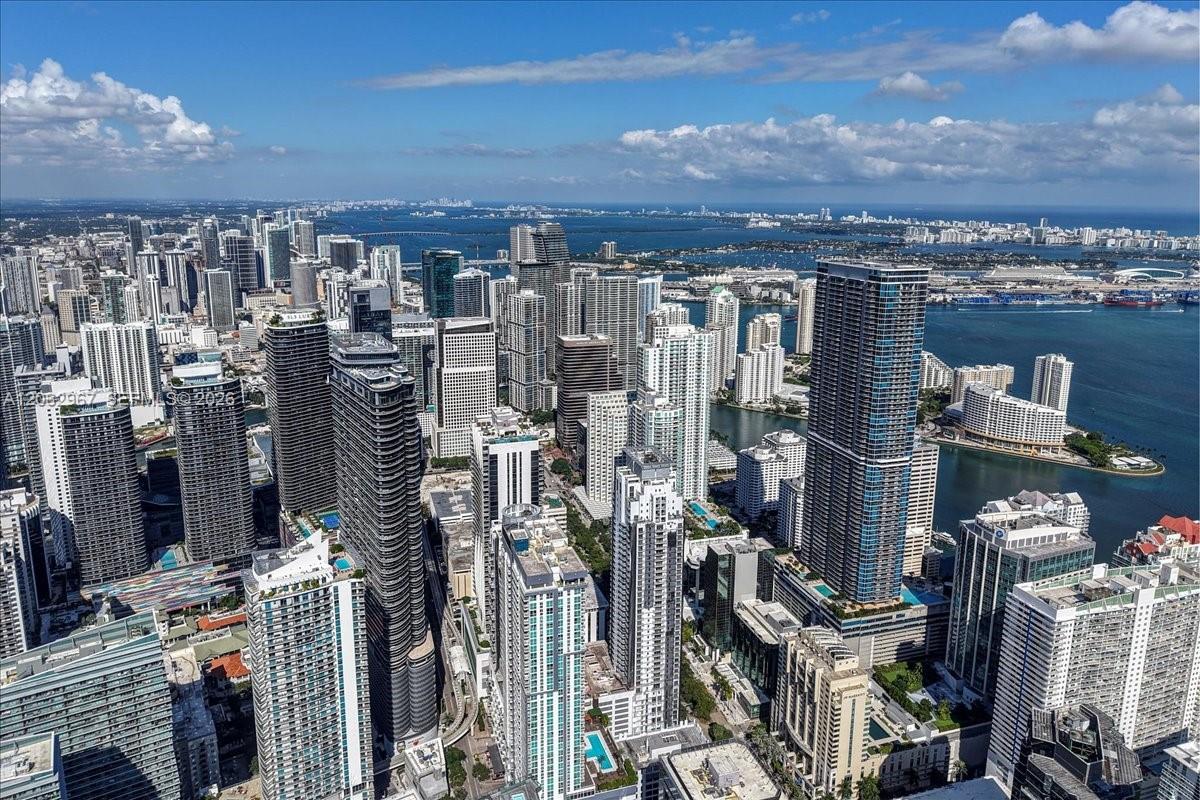 1250 S Miami Ave Unit: 2106