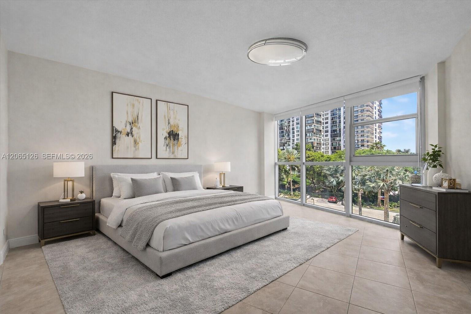 2451 Brickell Ave # 4F